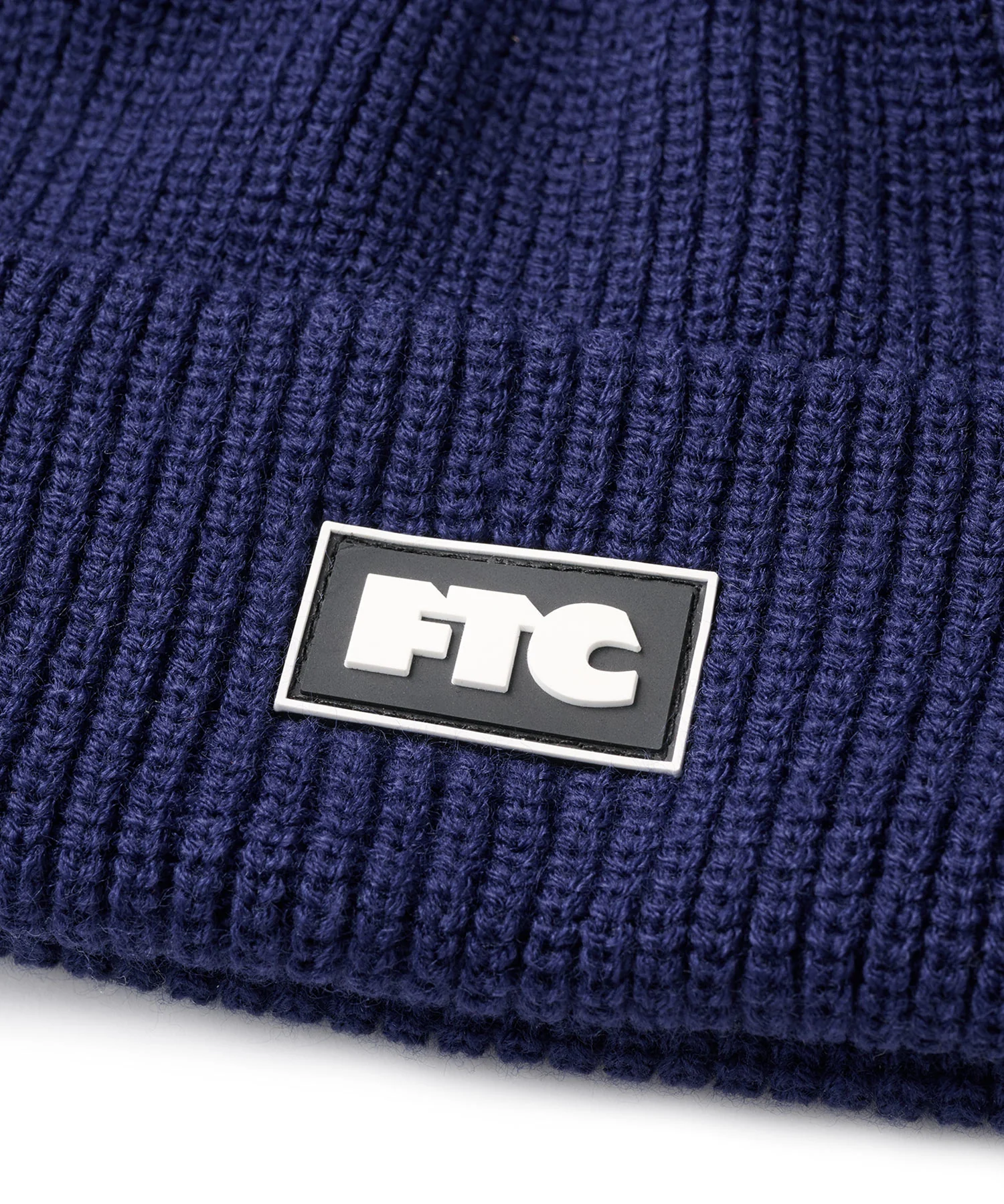 FTC BOX LOGO BEANIE - Image 6