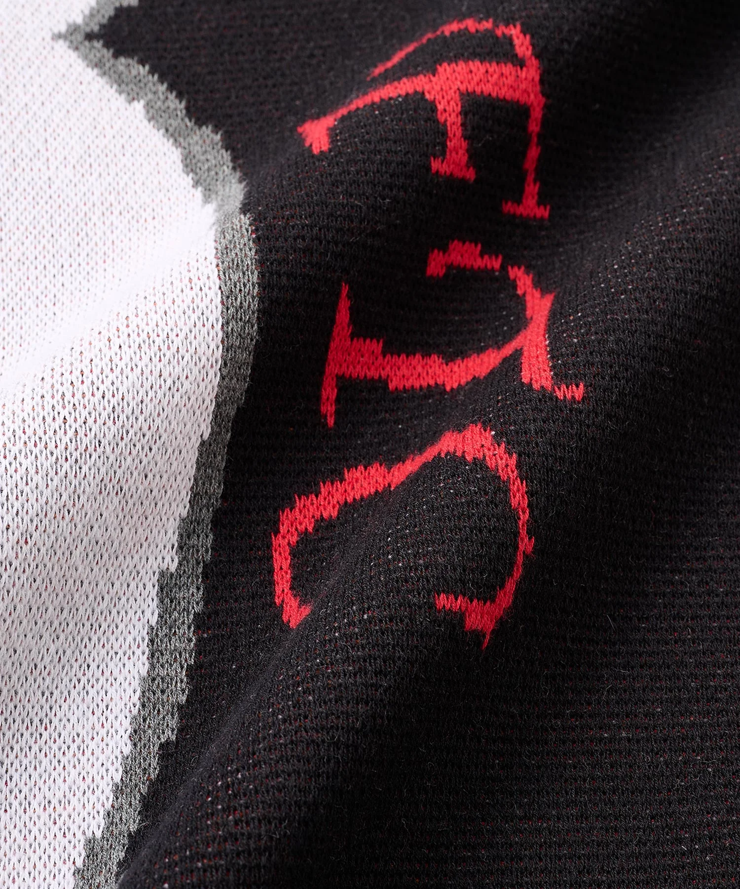 FTC SMOKING RABBIT SWEATER - Image 8
